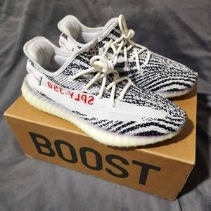Yeezy 350 Zebra
